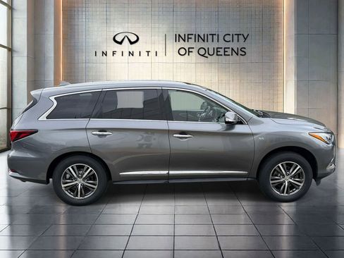 Used 2020 INFINITI QX60 Luxe w/ Essential Package AWD/4WD image 4