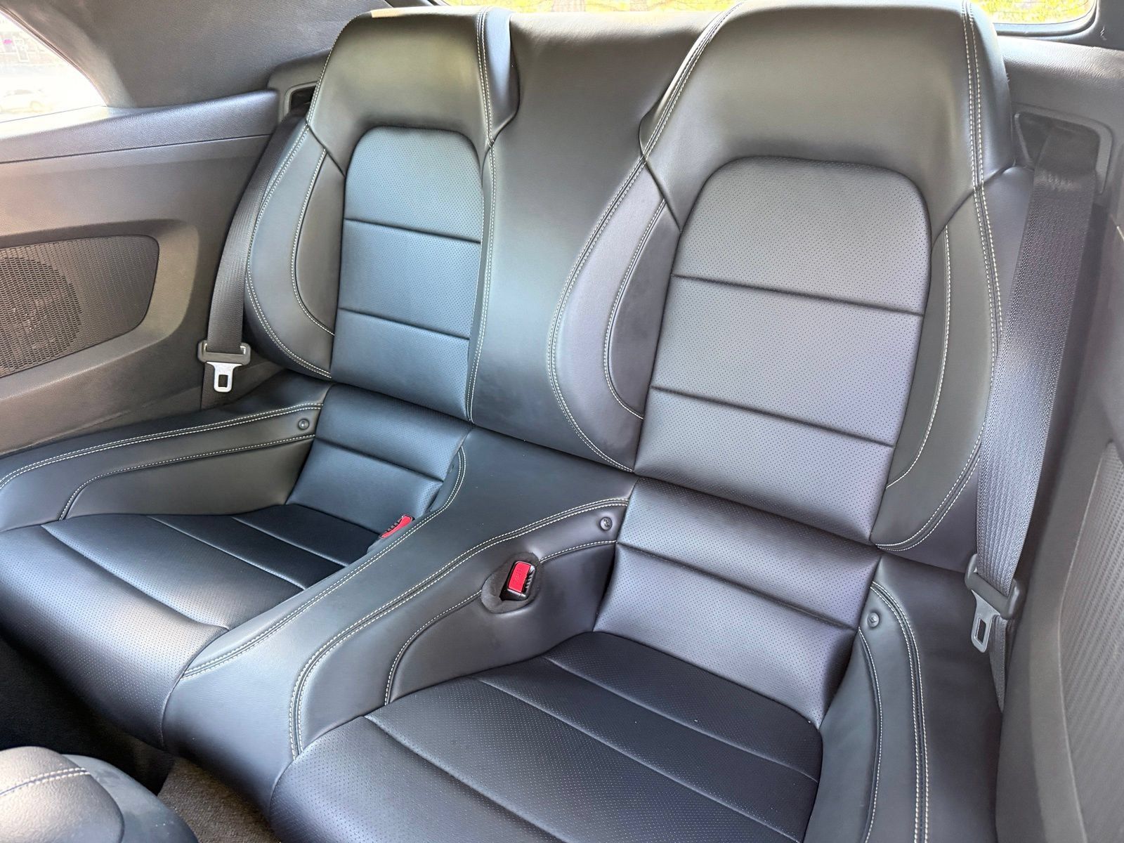 Used 2015 Ford Mustang GT Premium w/ Equipment Group 401A RWD image 37