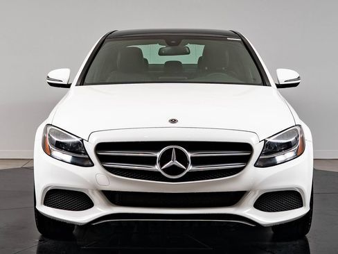 Used 2018 Mercedes-Benz C 300 4MATIC Sedan image 2
