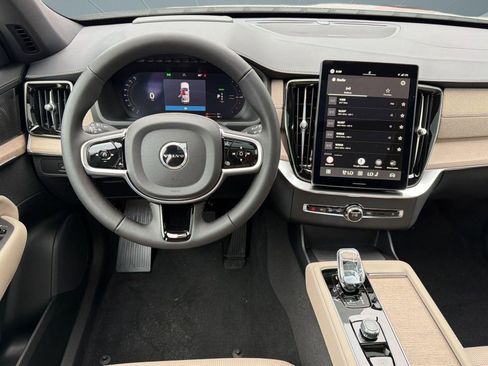 New 2026 Volvo XC90 T8 Ultra w/ Protection Package AWD/4WD image 27