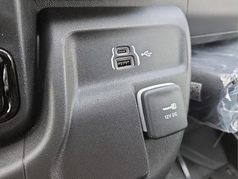 New 2026 RAM ProMaster 3500 w/ Convenience Group FWD image 22