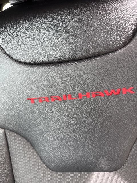 Used 2025 Jeep Compass Trailhawk AWD/4WD image 23