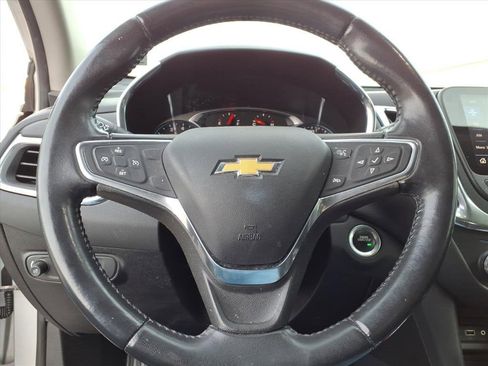 Used 2019 Chevrolet Equinox LT image 20