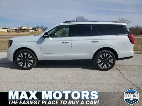Certified 2025 Ford Expedition Platinum w/ Driver's Package image 15