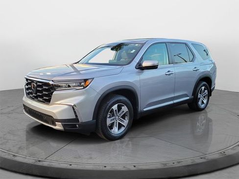 Certified 2024 Honda Pilot EX-L image 3