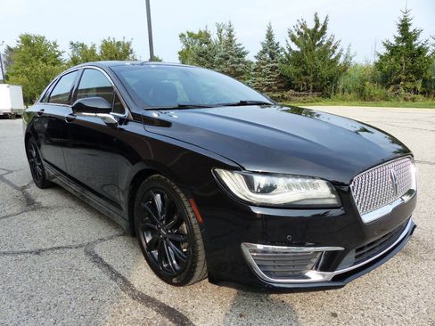 Used 2020 Lincoln MKZ Reserve w/ Monochromatic Package AWD/4WD image 12