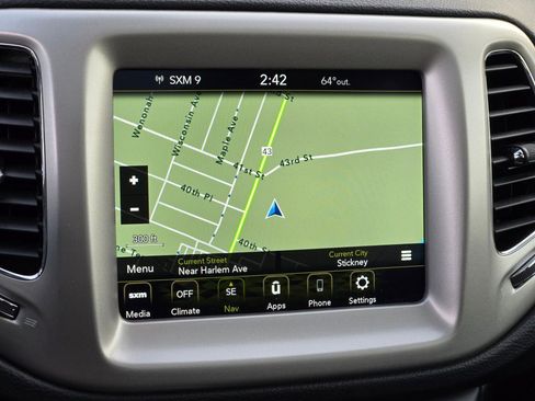 Used 2021 Jeep Compass 80th Special Edition w/ Sun and Sound Group image 24