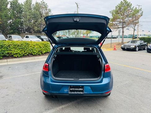 Used 2016 Volkswagen Golf S image 45