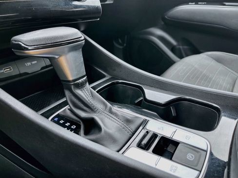 Used 2022 Hyundai Santa Cruz SE FWD image 16