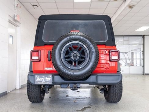 Certified 2021 Jeep Wrangler Unlimited Islander image 4