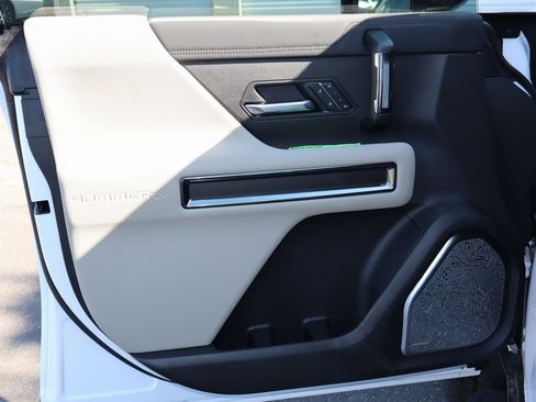 New 2026 GMC Hummer EV SUV AWD/4WD image 13