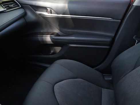 Used 2024 Toyota Camry LE image 11