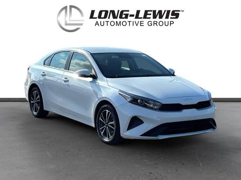 Used 2024 Kia Forte LXS w/ LXS Technology Package FWD image 10