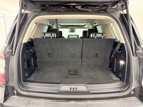 Used 2021 Ford Expedition Platinum image 32