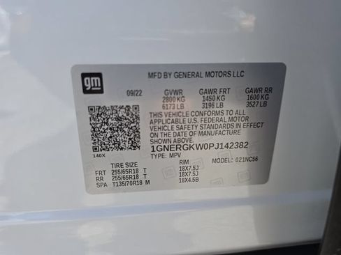 Used 2023 Chevrolet Traverse LT FWD image 38
