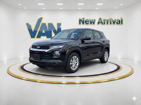 Used 2023 Chevrolet TrailBlazer LS FWD image 1
