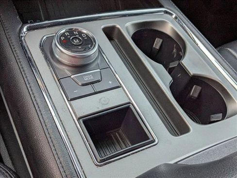 Used 2020 Ford Expedition Max XLT w/ Equipment Group 202A image 12