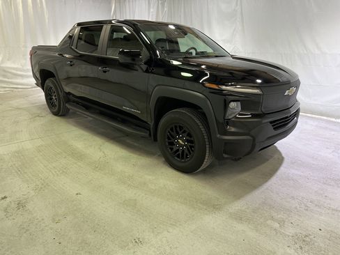 Certified 2024 Chevrolet Silverado EV W/T image 2
