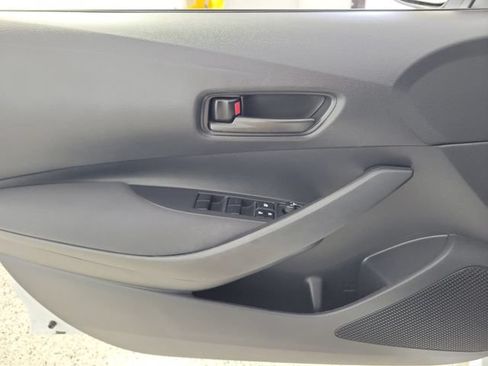 Used 2024 Toyota Corolla LE FWD image 21