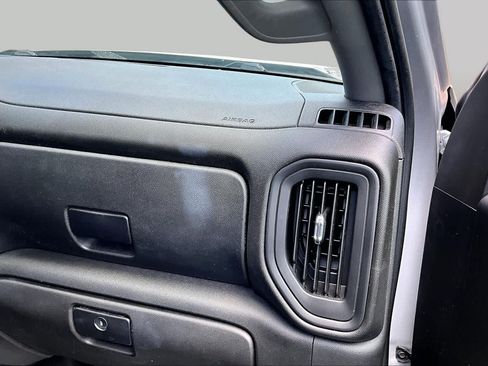 Used 2021 Chevrolet Silverado 1500 Custom RWD image 19