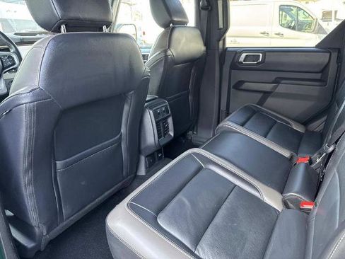 Certified 2025 Ford Bronco Outer Banks image 12