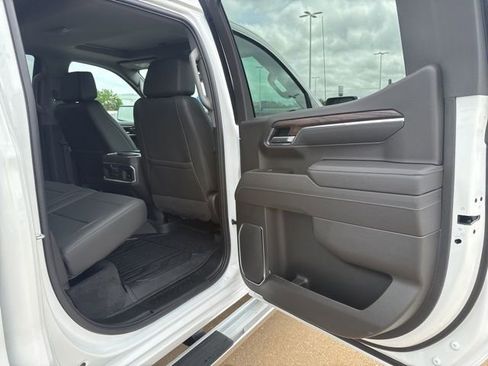 New 2026 GMC Sierra 1500 SLT AWD/4WD image 42