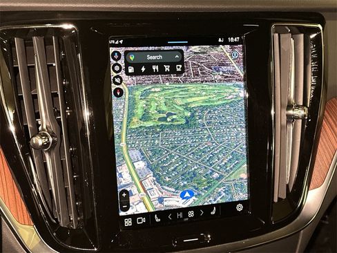 Used 2023 Volvo S60 T8 Plus w/ Protection Package Premier image 25