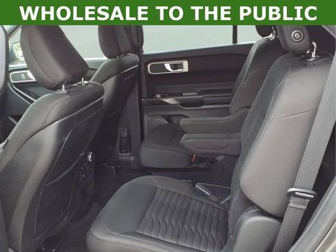 Used 2020 Ford Explorer XLT w/ Comfort Package AWD/4WD image 8