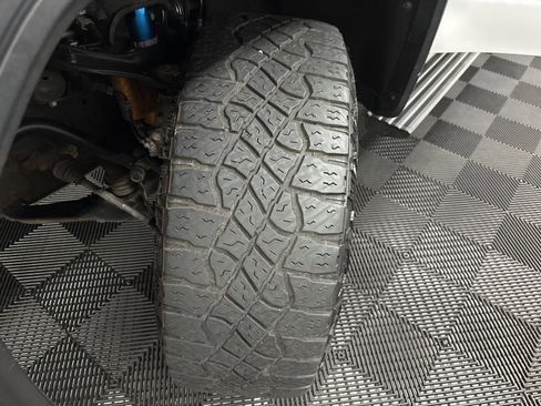 Used 2024 GMC Sierra 2500 AT4X image 39