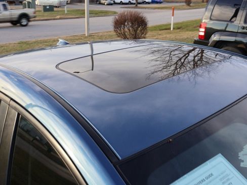 Used 2017 MAZDA MAZDA3 Grand Touring image 14