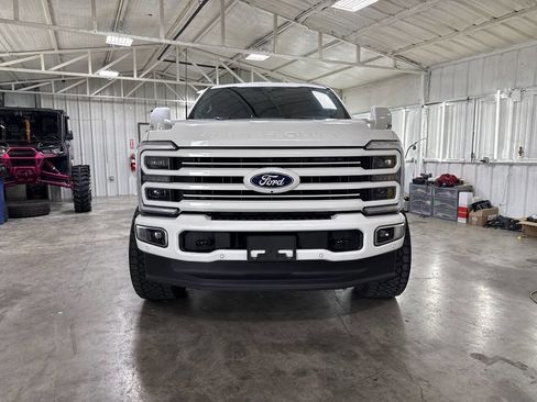 Used 2026 Ford F250 Platinum w/ Platinum Plus Package AWD/4WD image 17