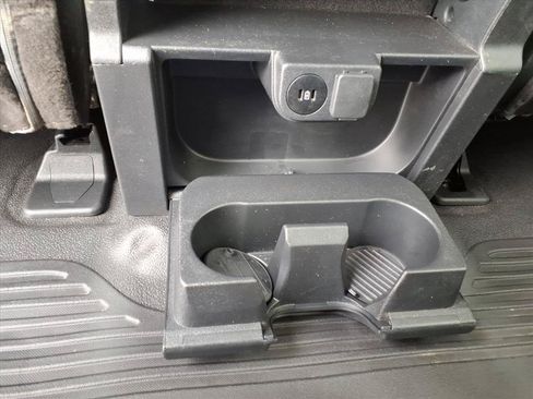 Used 2023 Ford F550 4x4 Crew Cab Super Duty image 15