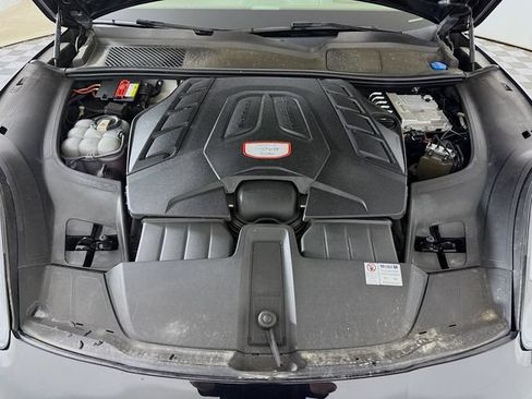Used 2020 Porsche Cayenne Turbo AWD/4WD image 31
