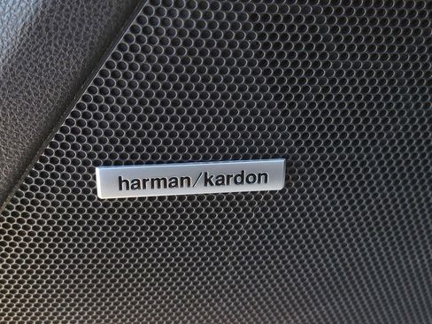 Certified 2025 Subaru Crosstrek 2.5i Limited w/ Crosstrek Mirror Package image 18