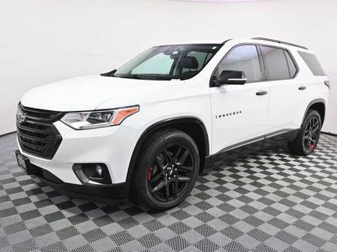 Used 2018 Chevrolet Traverse Premier w/ Redline Edition AWD/4WD image 2