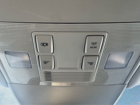 Used 2023 Volkswagen Taos S w/ Driver Assistance Package image 21