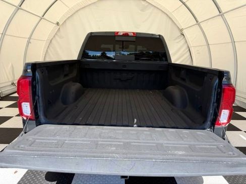 Used 2017 Chevrolet Silverado 1500 LTZ Z71 w/ LTZ Plus Package AWD/4WD image 4