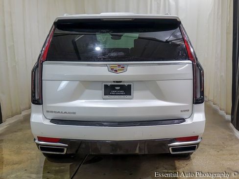 Certified 2023 Cadillac Escalade ESV Premium Luxury Platinum w/ Heavy-Duty Trailer Package image 5