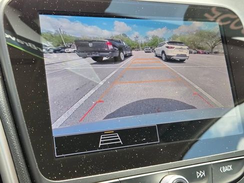 Certified 2025 Chevrolet Malibu LT image 32