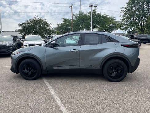 Used 2026 Subaru Uncharted AWD image 4