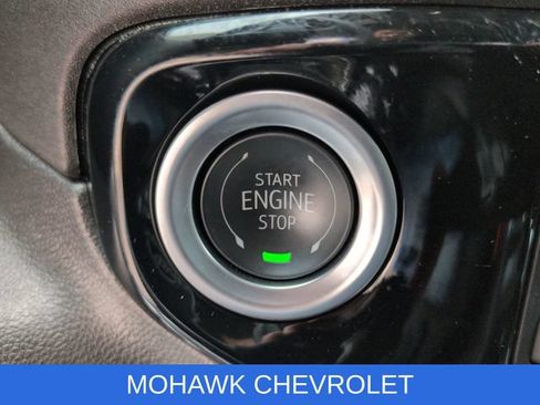 Certified 2025 Chevrolet Silverado 1500 LT Trail Boss w/ Convenience Package II AWD/4WD image 17