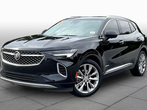 Used 2022 Buick Envision Avenir w/ Technology Package II FWD image 2