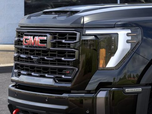 New 2026 GMC Sierra 2500 AT4X w/ LPO, Black Badging Package AWD/4WD image 13