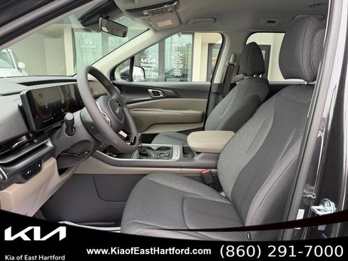 New 2026 Kia Carnival LX FWD image 27