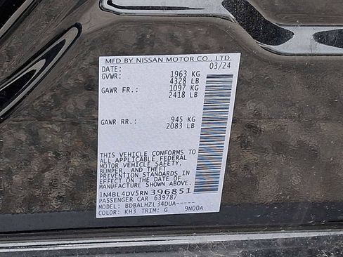 Used 2024 Nissan Altima 2.5 SV FWD image 26
