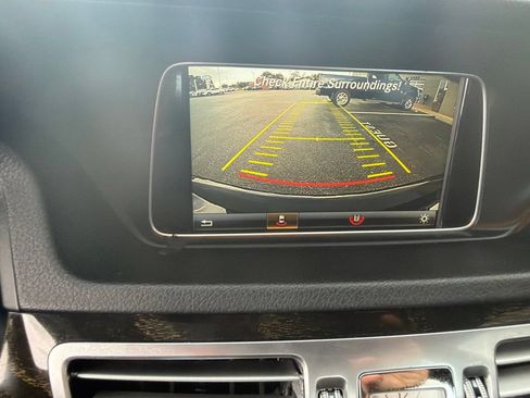Used 2016 Mercedes-Benz E 350 4MATIC Sedan image 15
