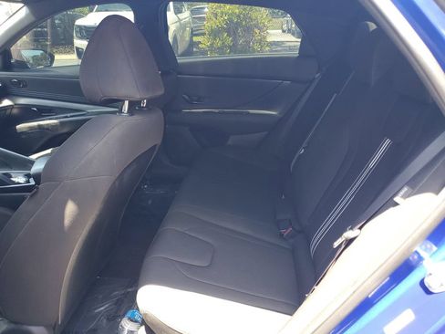 Used 2025 Hyundai Elantra Sport FWD image 10