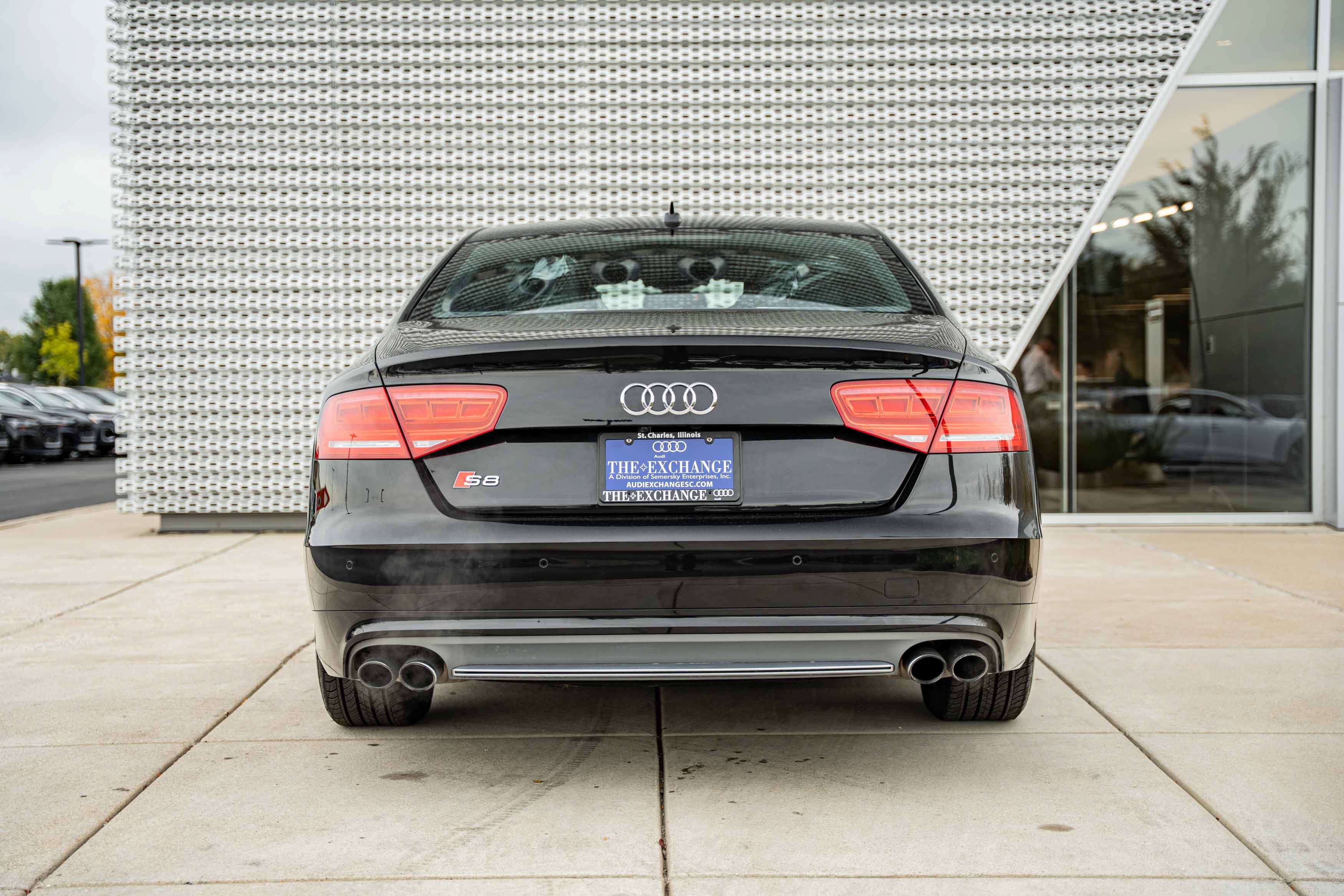 Used 2014 Audi S8 AWD/4WD image 18