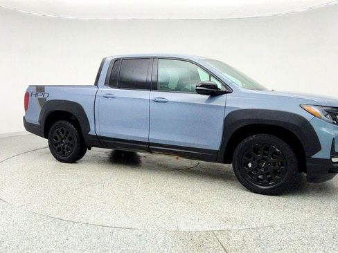 Used 2022 Honda Ridgeline Black Edition image 3