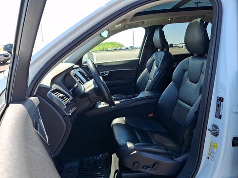 Used 2020 Volvo XC90 T5 Momentum AWD/4WD image 14